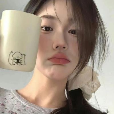 鲜花盛开的村庄
